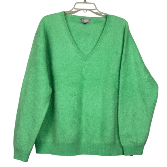 J Crew 2023 Brushed Soft Cashmere Green V Neck Sweater - Picture 2 of 6